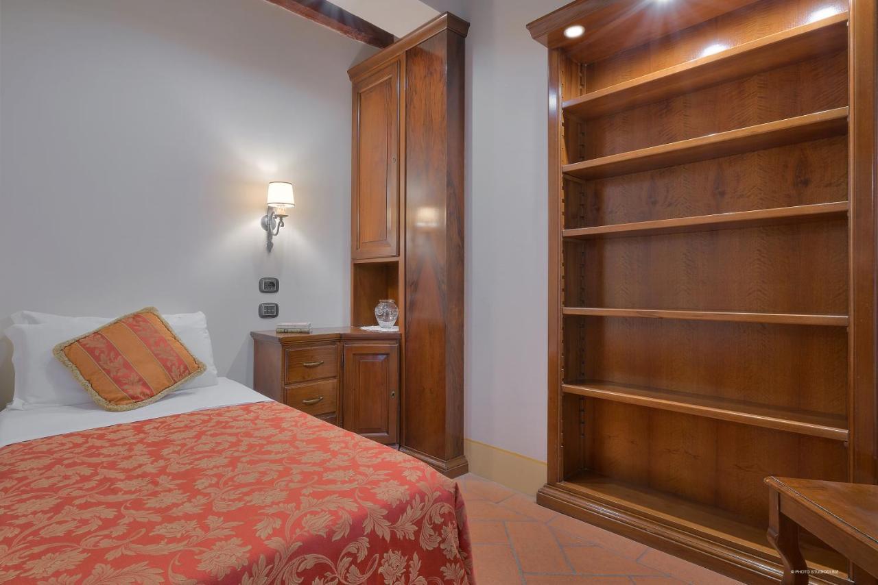 First Of 3* Florencia