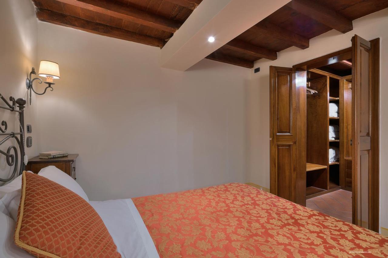 Apartahotel First Of 3*